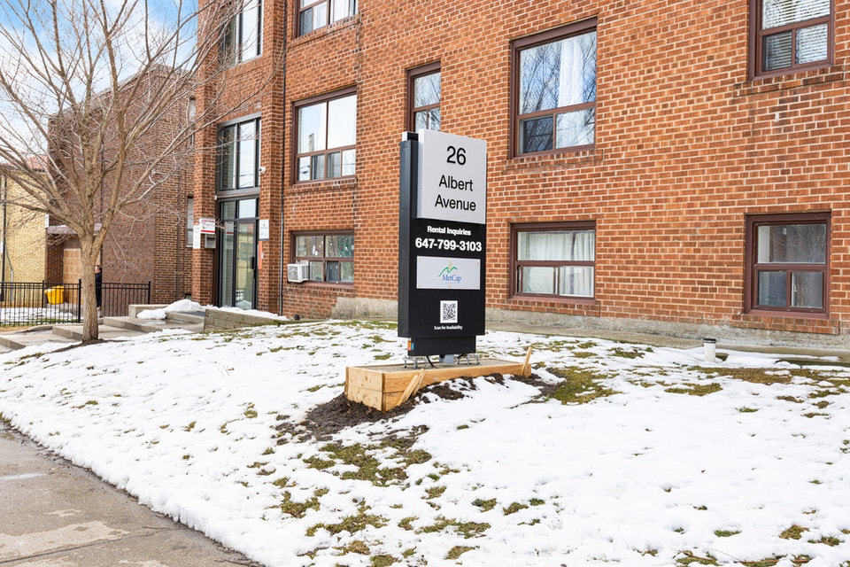 Etobicoke 1 Bedroom Apartment for Rent 26 Albert Avenue Long Term