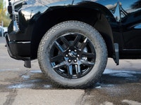 Maximum Performance, Elevated Style | The All-New 2026 Chevrolet Silverado 1500 RST with 6.2L V8 Unl... (image 4)