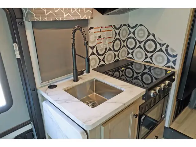 2026 Forest River Sunseeker 2350 Classe C 24 pieds 2026 NEUF in RVs & Motorhomes in Laval / North Shore - Image 8