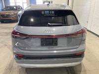// JAMAIS ACCIDENTÉ! //Ce Audi Q4 e-tron 2024 usagé, offert chez AutoStudio 72 à Mirabel, propose un... (image 2)