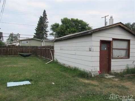 613 7th AVENUE W in Houses for Sale in Nipawin - Image 3