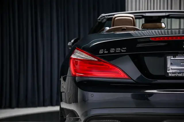 2013 Mercedes-Benz SL-Class SL 550 ROADSTER V8 429HP |AIRSUSPENS in Cars & Trucks in City of Toronto - Image 20