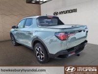 . Engine: 4 Cylinder Engine 2.5L L/100Km City: 12.1 L/100Km Hwy: 8.6 (image 3)