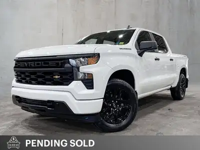This Chevrolet Silverado 1500 has a strong Turbocharged Gas I4 2.7L/166 engine powering this Automat...