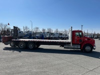 Jean-Philippe 514-770-6940 Lift non inclus // lift not included Kenworth T370 2018 261,000 kms 5,600... (image 3)
