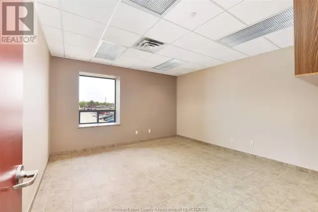 1153 TECUMSEH ROAD West Windsor, Ontario in Commercial & Office Space for Rent in Windsor Region - Image 22