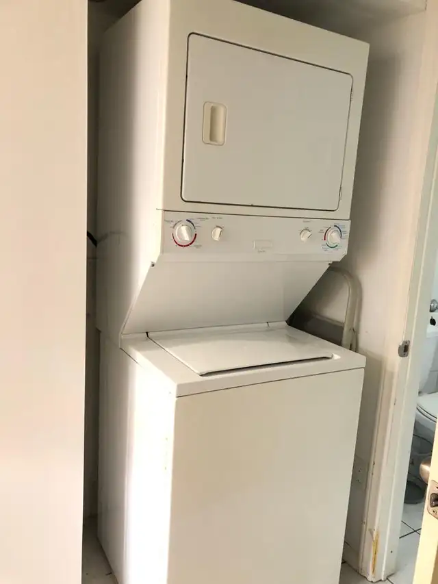 2 Roommates for 2 bed  Semi-basement apt w/ separate for rent63860084951553120
