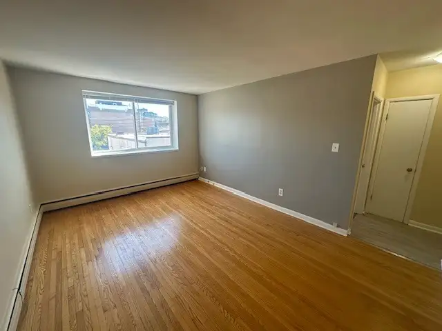 545 Young St - 1 BR - Available July 1st62863327351425122