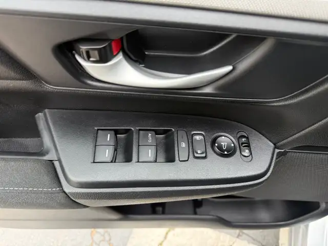 2018 Honda CR-V LX, keyless entry, backup camera, Bluetooth 3 MO in Cars & Trucks in Annapolis Valley - Image 9