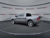 // ACCIDENT FREE!! // This 2022 RAM 1500 Limited Crew Cab 5'7 Box 4x4 is a full-size truck that blen... (image 5)