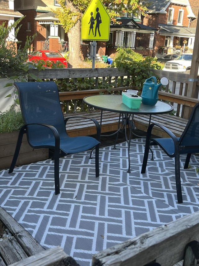 A must see 3 bedroom house in hintonburg.civic hospital Long Term