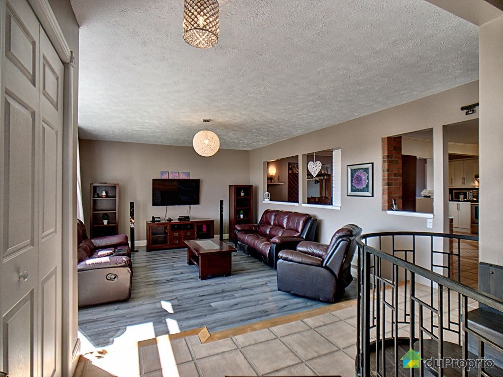 $400,000 - 1 1/2 Storey for sale in Ste-Claire — photo 3