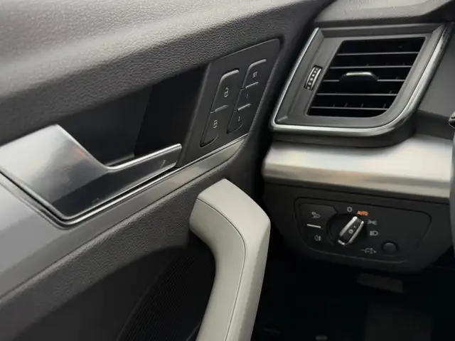 2019 Audi Q5 45 Technik5257671810757632010