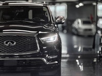 The 2020 INFINITI QX80 ProACTIVE is a commanding, full-size luxury SUV that represents the absolute... (image 4)
