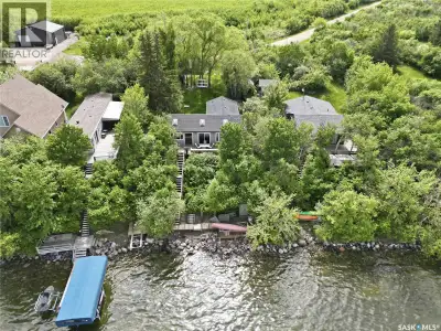 Welcome to your perfect summer escape on Days Beach at Jackfish Lake, offering some of the best view...