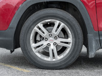 This 2018 Terrain comes equipped with Steering Wheel Mounted Controls, Cruise Control, Bluetooth, Re... (image 4)