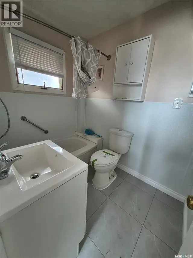 225 1st AVENUE Kendal, Saskatchewan in Houses for Sale in Regina - Image 8