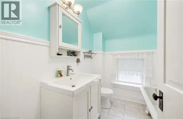 46 ELLEN Street W Kitchener, Ontario in Houses for Sale in Kitchener / Waterloo - Image 32