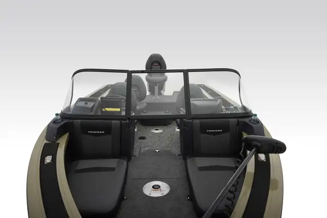 2026 TRACKER Targa V-18 Combo Fish & Ski Fishing boat in Powerboats & Motorboats in Prince Albert - Image 38