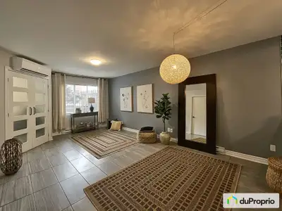 Condo lumineux et spacieux de 3 chambres au cur d'Hochelaga-Maisonneuve. Bienvenue dans ce magnifiqu...