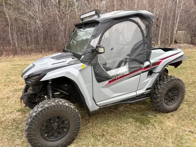 This Yamaha is in Very Impressive condition and it works Like new It is a 1000cc Automatic with High...
