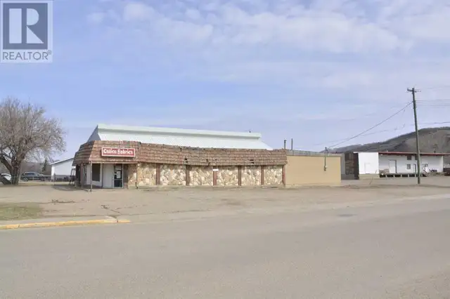 8923 94 Street Peace River, Alberta62864392530945120