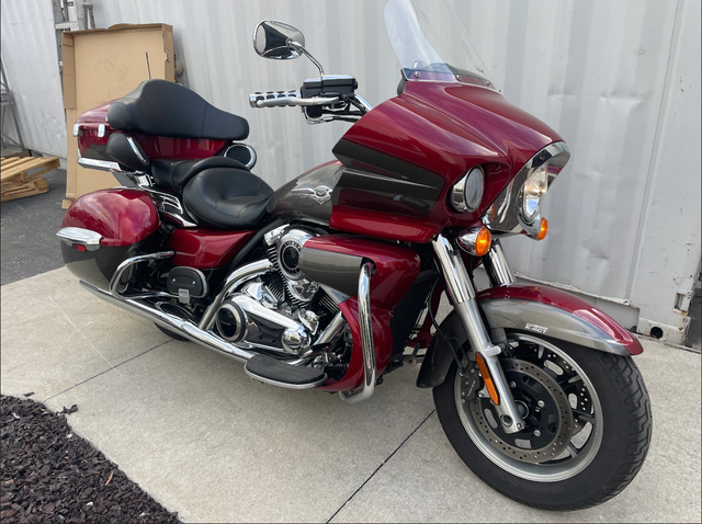 2018 KAWASAKI VULCAN 1700 VOYAGER - RED! in Street, Cruisers & Choppers in Saskatoon - Image 5