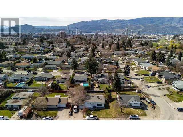 1388 Cherry Crescent W Kelowna, British Columbia in Land for Sale in Penticton - Image 5