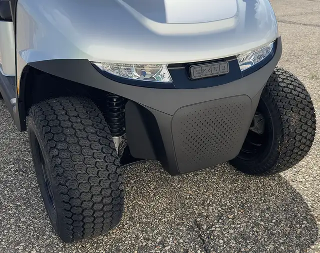2026 E-Z-GO RXV 2 Valor S EX1-Platinum golf carts in ATVs in Vernon - Image 10