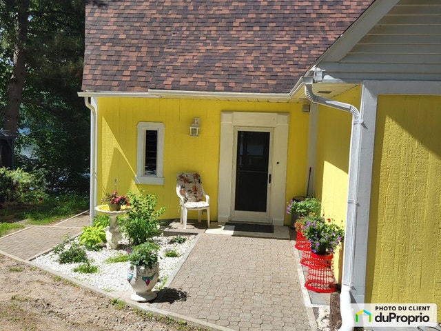 $450,000 - 2 Storey for sale in Lac-St-Paul — photo 2