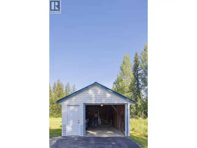 855 BRIDGE ROAD McBride, British Columbia in Houses for Sale in Quesnel - Image 11