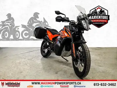 2021 KTM ADVENTURE 890 La KTM 890 ADVENTURE 2021 est une moto conçue pour repousser les limites, com...