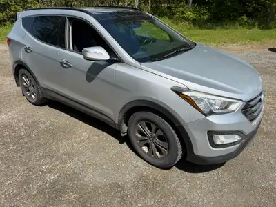 2016 Hyundai Santa Fe LUXURY AWD 4x4 Automatique 115 000 KM . MODÈLE LUXURY - FULL OPTIONS . EXCELLE...