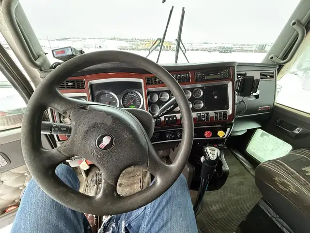 2006 KENWORTH T800 in Heavy Trucks in Saskatoon - Image 13