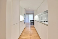 Renovated Akelius one bedroom apartment for rent. Located near Decelles Ave in the Cote-des-Neiges n... (image 1)