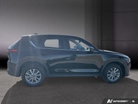 Le Mazda CX-5 GS AWD 2022 est un VUS compact qui combine avec brio design sophistiqué, confort moder... (image 7)