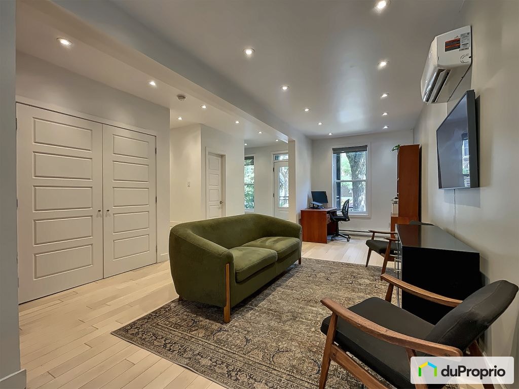 $1,275,000 - 2 Storey in Villeray / St-Michel / Parc-Extension — photo 3
