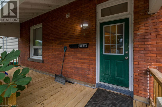 126 COLLINGWOOD Street Kingston, Ontario in Houses for Sale in Kingston - Image 3