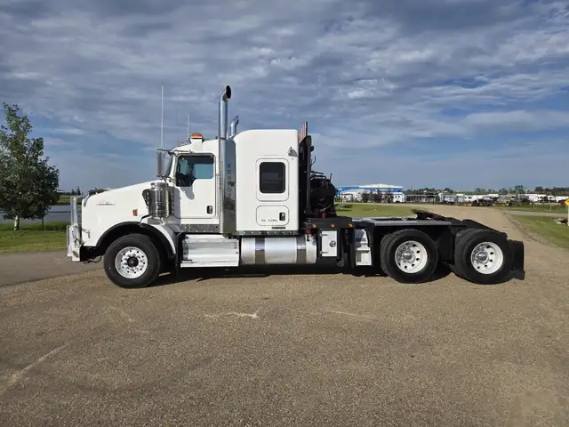 2014 KENWORTH T800 in Heavy Trucks in Saskatoon - Image 15