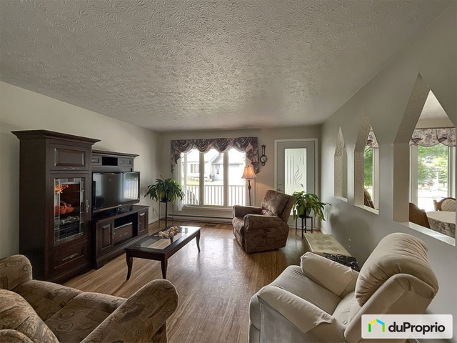 2e avenue — photo 2