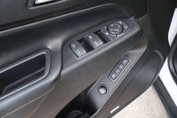 2019 CHEVROLET EQUINOX PREMIER LOADED & BEAUTIFUL!  Looking for a sharp, comfortable, and well-equi... (image 7)