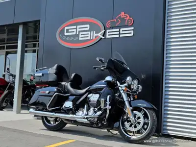 2021 Harley-Davidson Ultra Limited Premium touring performance with zero compromises to the ride. Fe...
