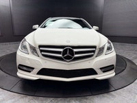 Looking for a vehicle that can effortlessly blend elegance with performance? PREMIUM PKG, COMAND APS... (image 8)