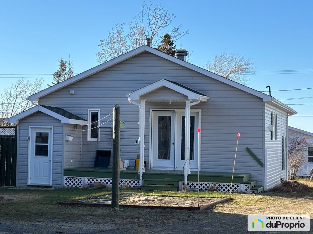 $225,000 - Bungalow for sale in Rivière-Madeleine — photo 2