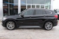 Capital Ford Lincoln Winnipeg Ltd (MB's #1 Rated Ford Store) Check out this vehicle's pictures, feat... (image 2)