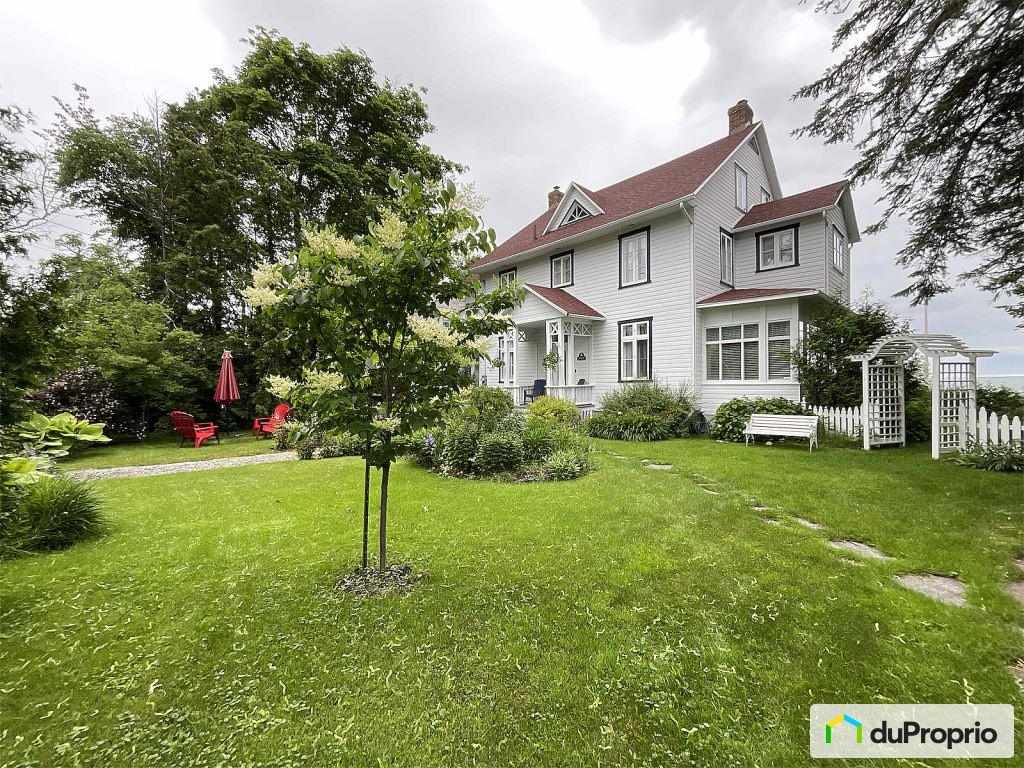 $818,700 - 2 Storey for sale in La Malbaie (Pointe-Au-Pic) — photo 3