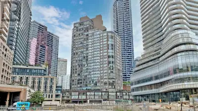 708 - 24 WELLESLEY STREET W Toronto (Bay Street Corridor), Ontar
