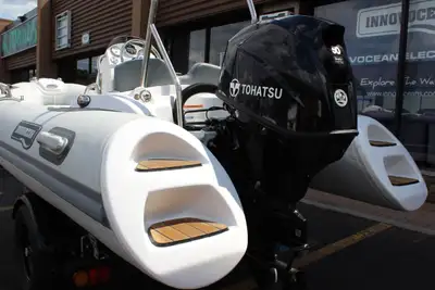 Ai Oceans / INNOVOCEAN Boats — Ontario Dealer Showroom: 1029 Speers Road, Unit 7, Oakville, ON Call/...