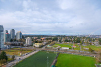 1905 10626 CITY PARKWAY Surrey, British Columbia