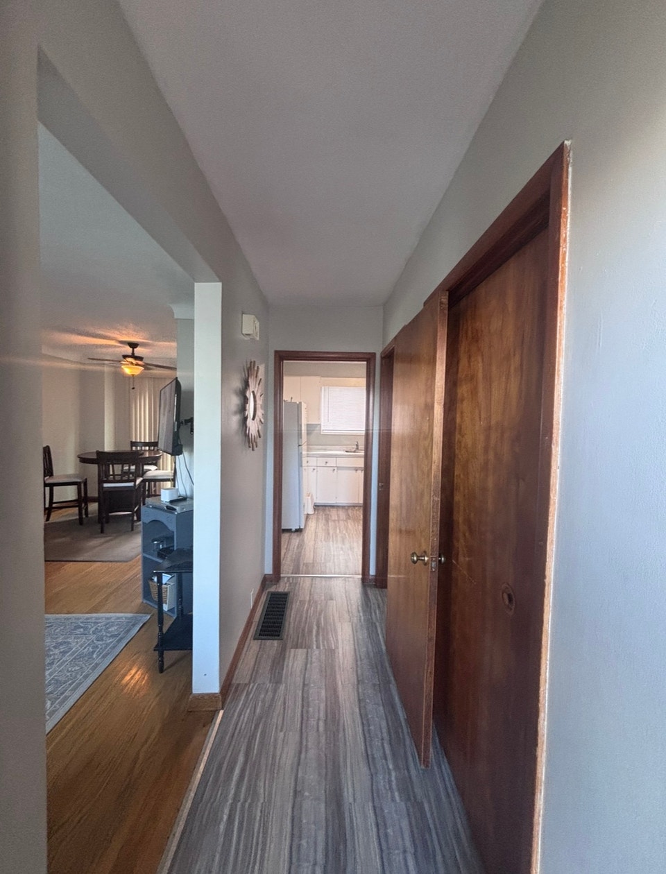 OCTOBER 1 - 3 BEDROOM HOUSE WITH WATER VIEW - BROCKVILLE 3
